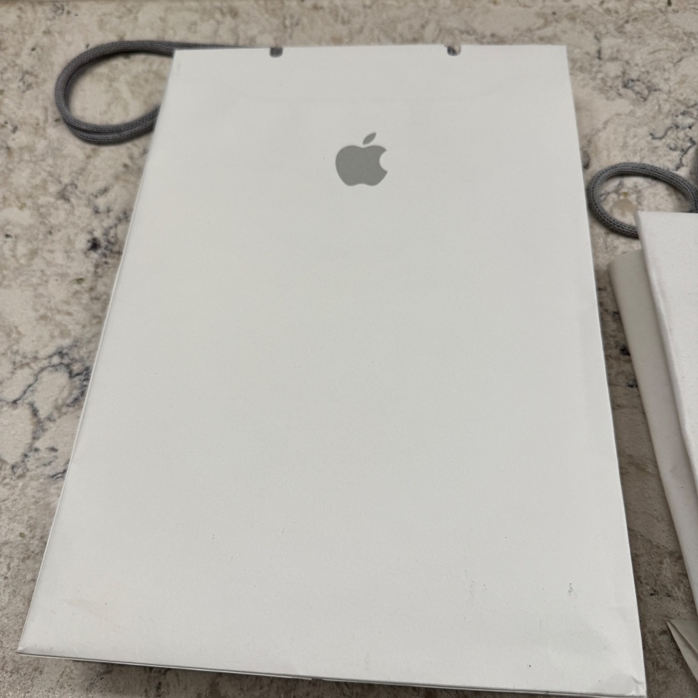 Apple Bundle 2 White Gray Sturdy Matte Paper Gift Shopping Baag Empty tote bag - Picture 4 of 7